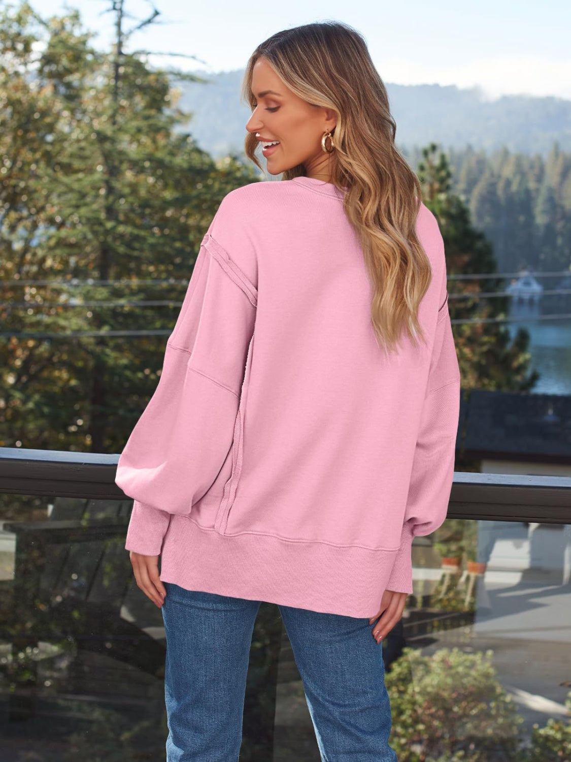 round neck sweatshirt