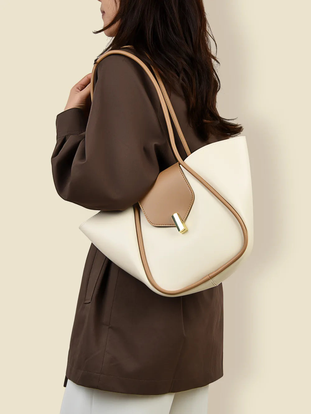 PU Leather Shoulder Bag with Pouch Cream One Size