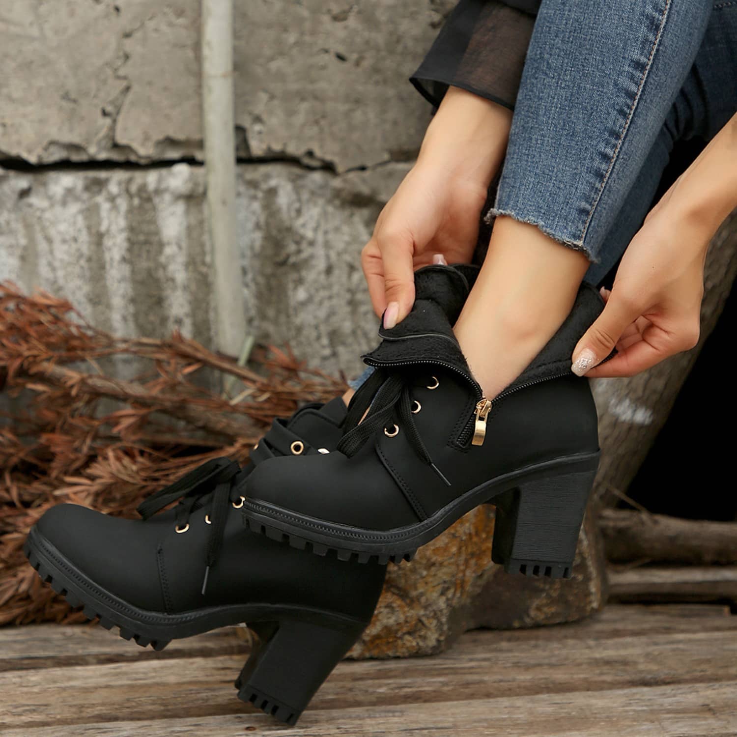 women's chunky heel combat boots