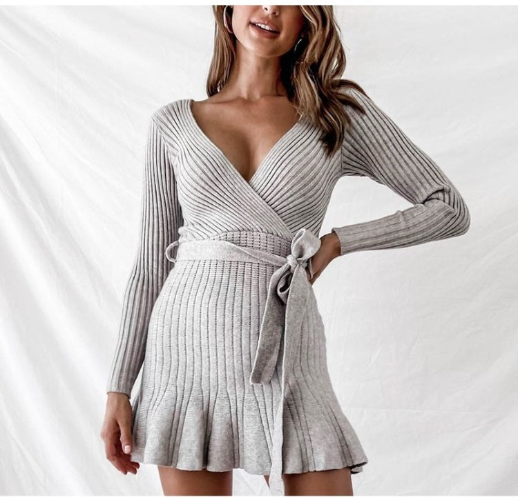 V Neck Knitted Dress mini Grey