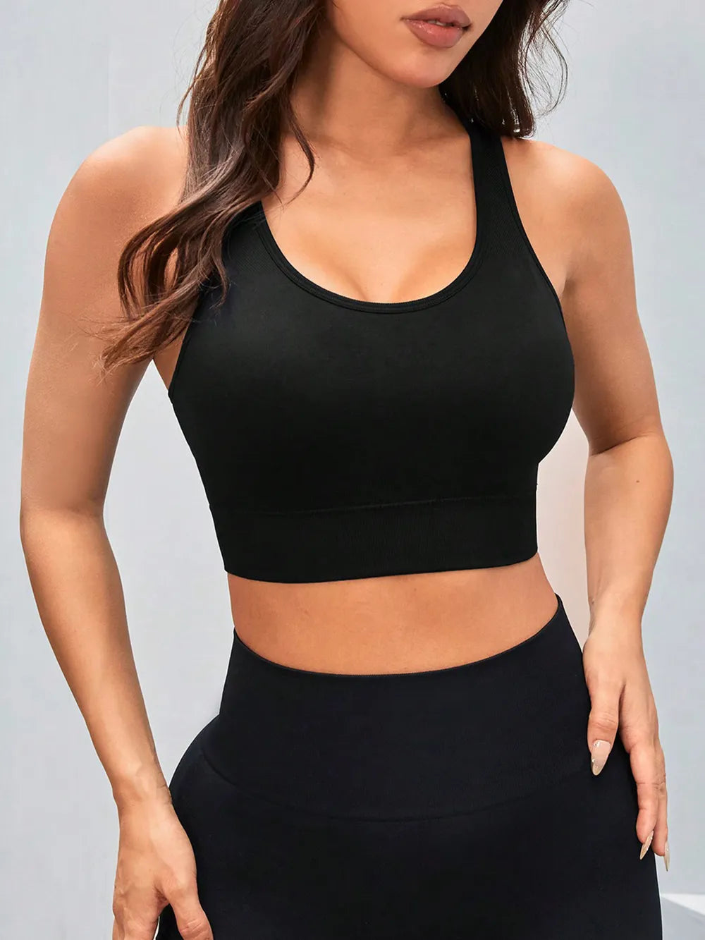 black cropped workout tank Black