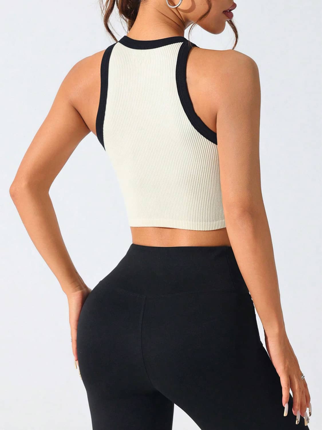 cropped workout tank