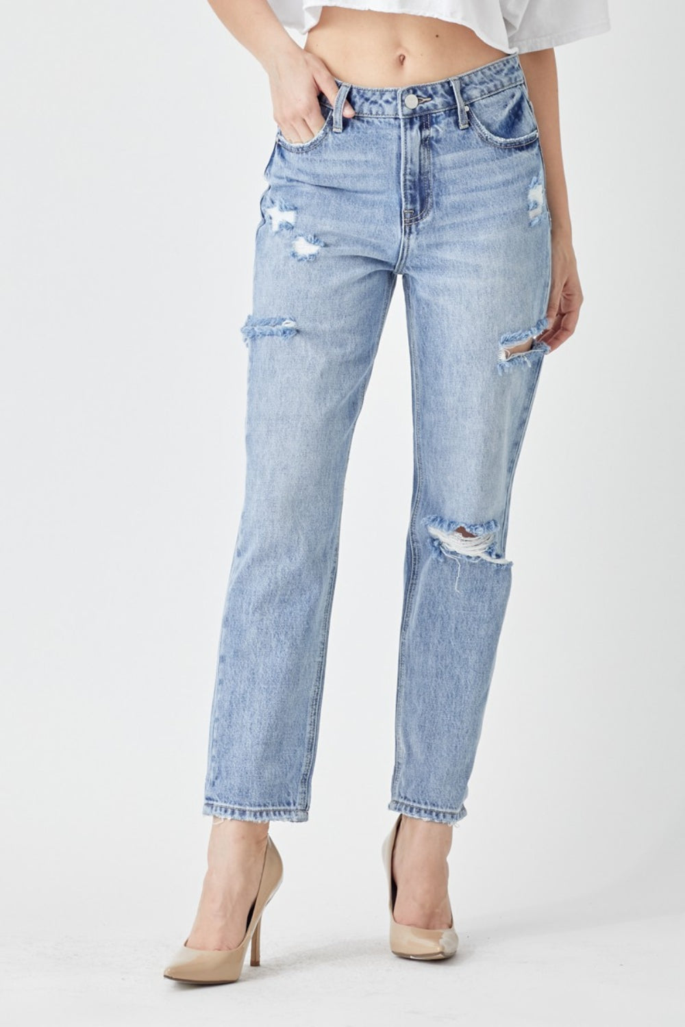 distressed capri jeans