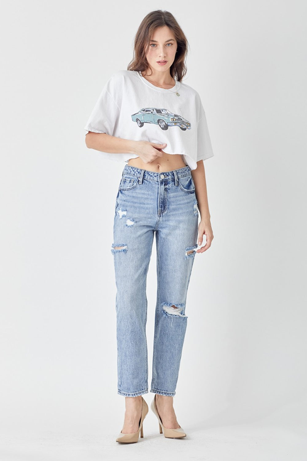 distressed capri jeans