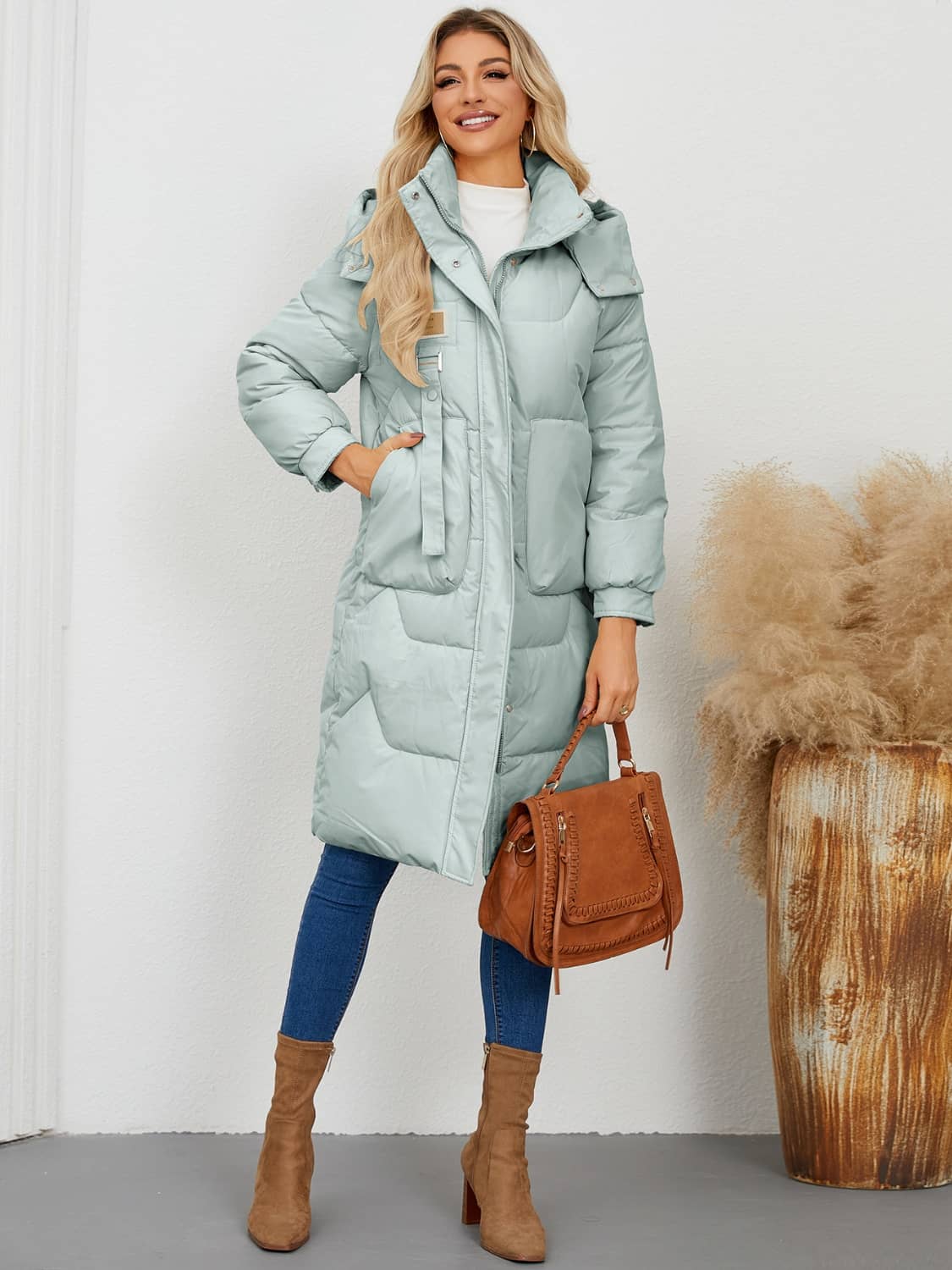 women's long puffer coat with hood​