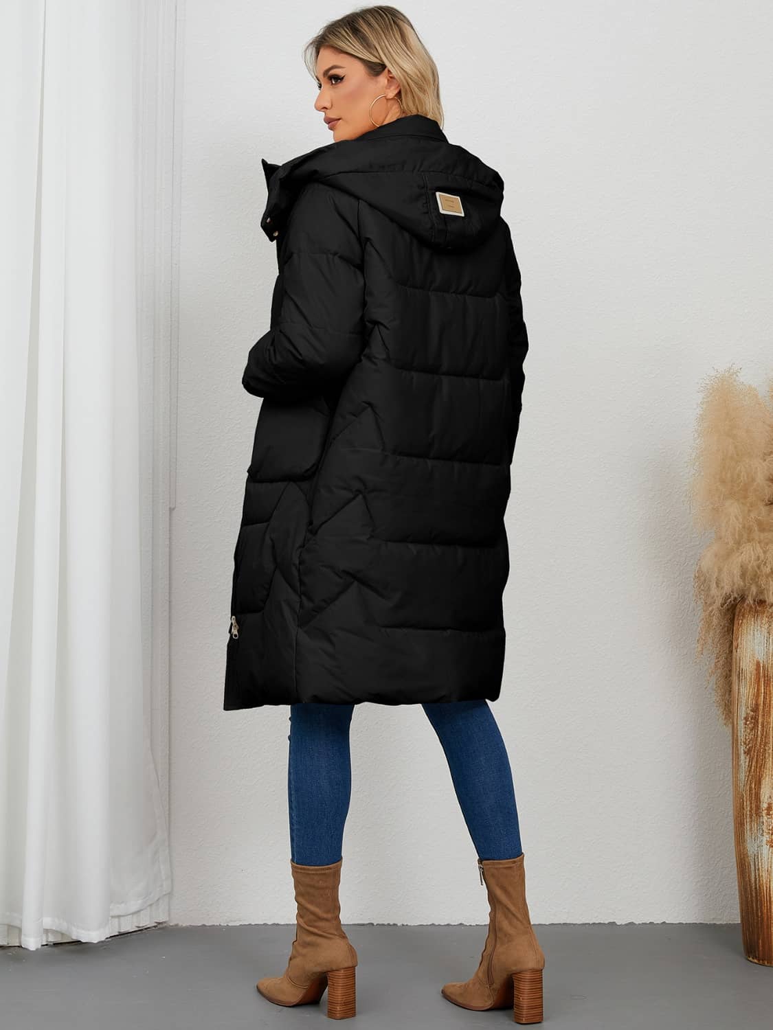 women's long puffer coat with hood​