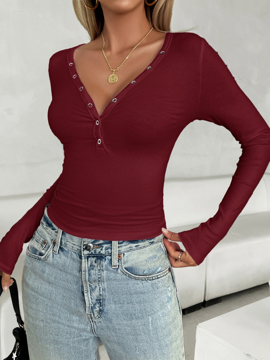 long sleeve v neck t shirt