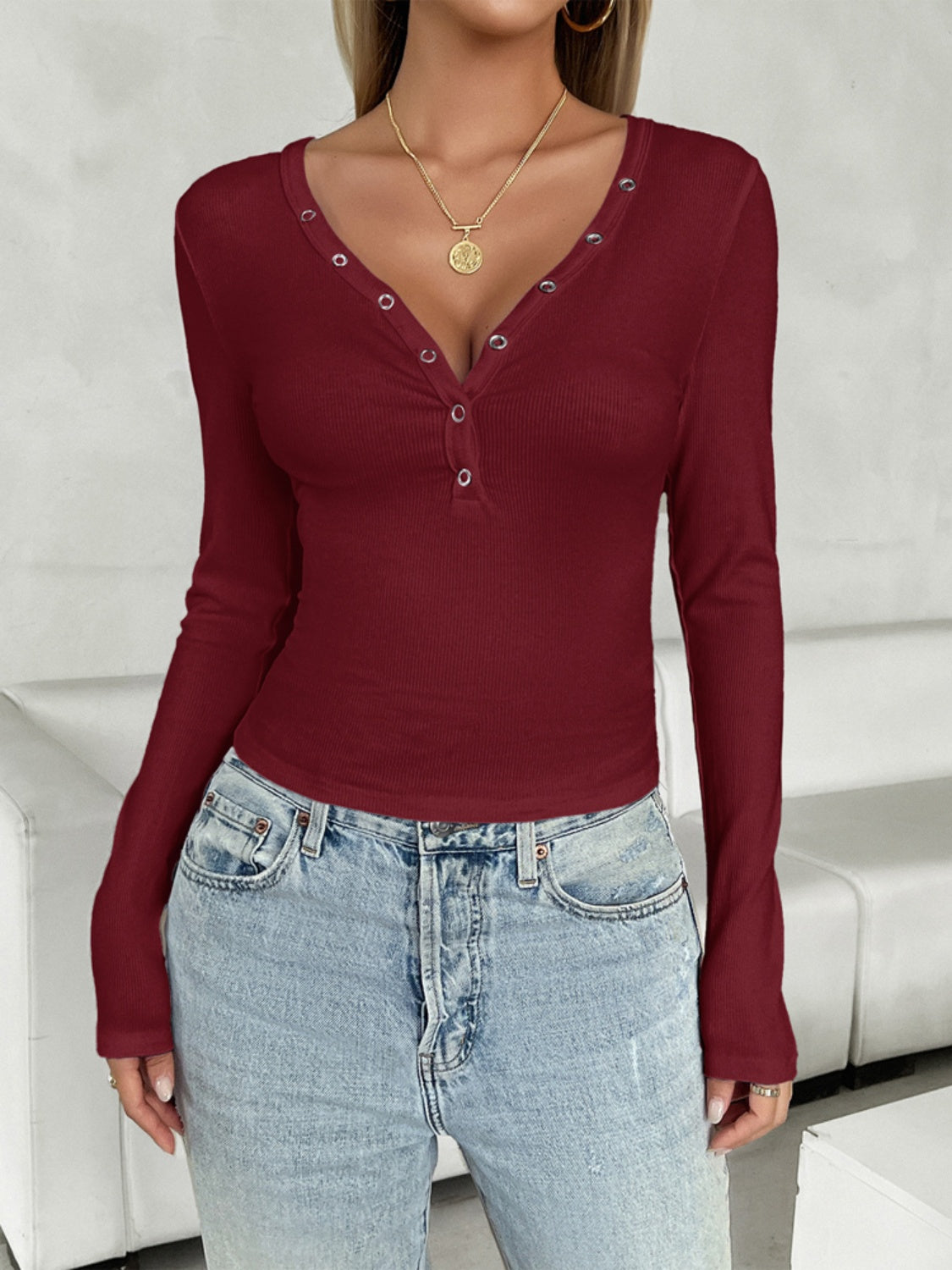 long sleeve v neck t shirt